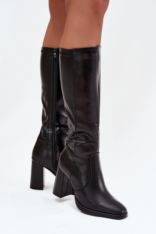 Women's over-the-knee boots with heels in black faux leather Lyvella