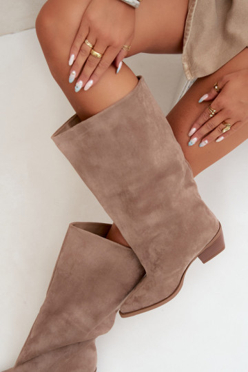 Sand-colored ankle boots with heels in faux suede Casella