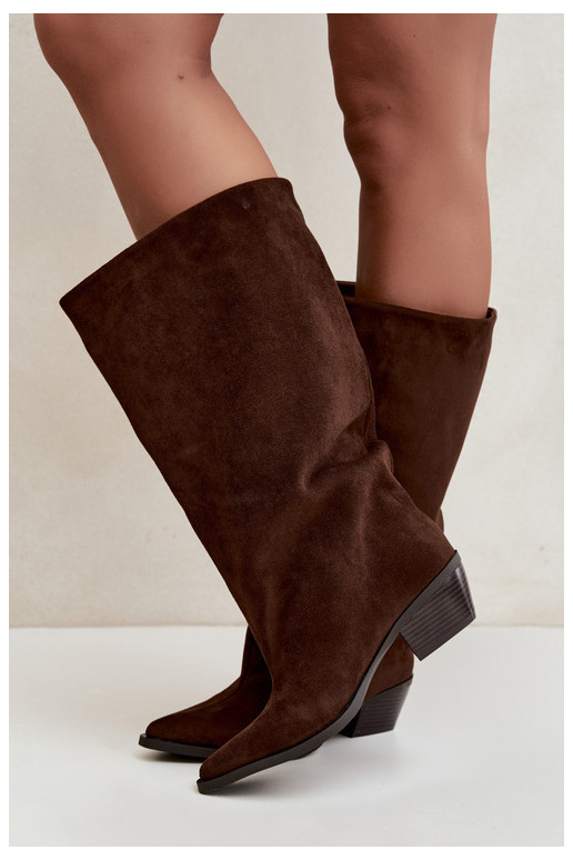 Chocolate-colored ankle boots with heels in faux suede Casella