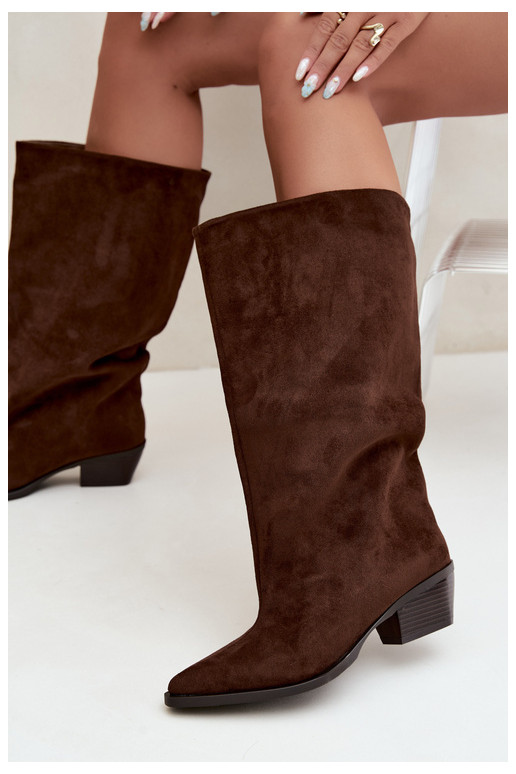 Chocolate-colored ankle boots with heels in faux suede Casella