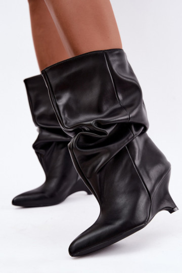 Slouchy ankle boots with platform in black Ilyna 2