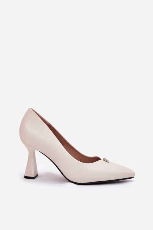 Elegant style shoes on a flared heel Vinceza 62222 sand color