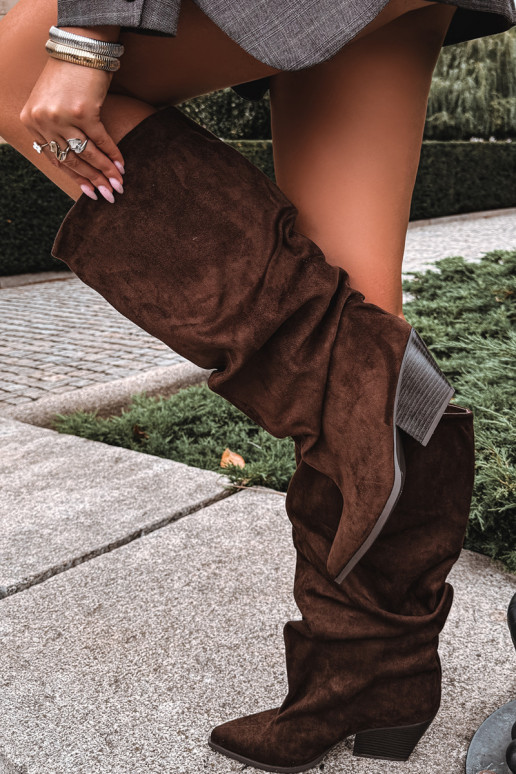 Women's knee-high boots with a curved upper and heels made of suede, brown Durela