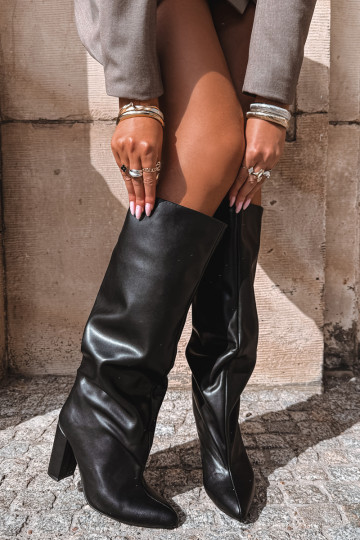 women's slip-on knee-high boots with heels in black Emeline