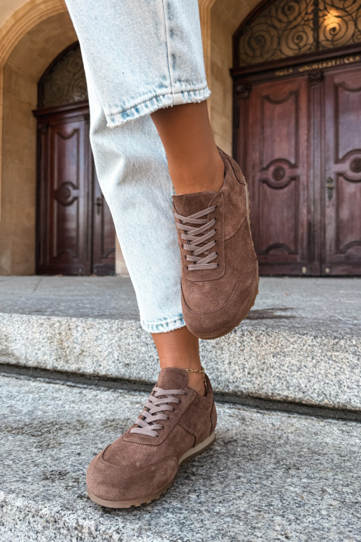 Barefoot sneakers in faux suede in brown Zazoo N1422