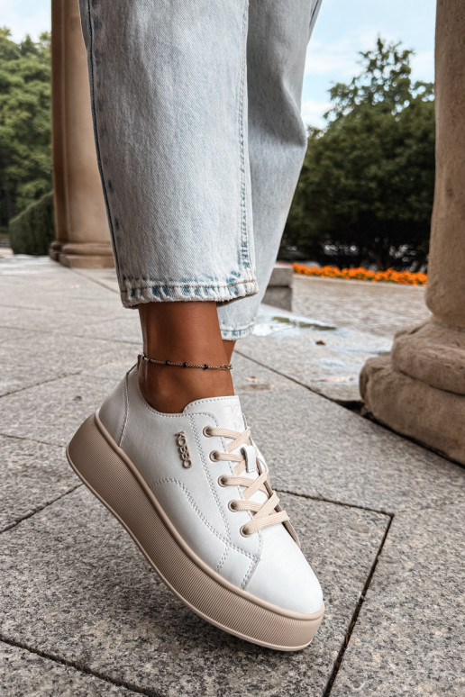 Faux leather sneakers with platform Kobbo in white