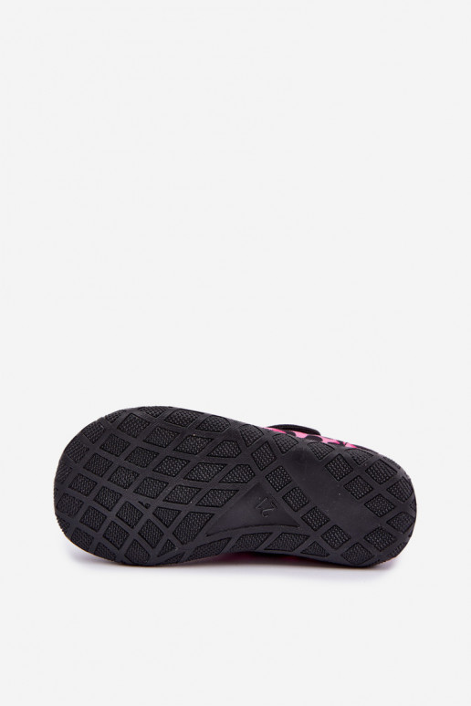 Children's slippers Milami with sticky fastenings and leopard patterns in pink and black Esnia