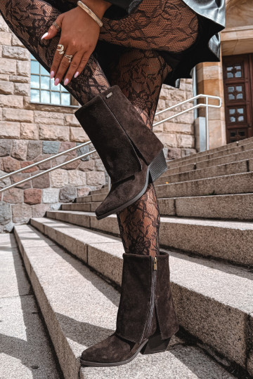 cowboy style ankle boots with heels made of natural suede with embroidered shaft Big Star UU274115 chocolate color