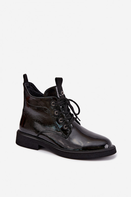ankle boots with patent effect insulated with wide heels D&A CR62-3338 in black