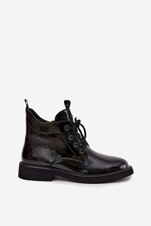 ankle boots with patent effect insulated with wide heels D&A CR62-3338 in black
