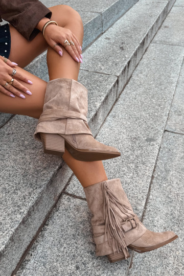 Cowboy style ankle boots with fringes, ribbons and buckles sand Corvella