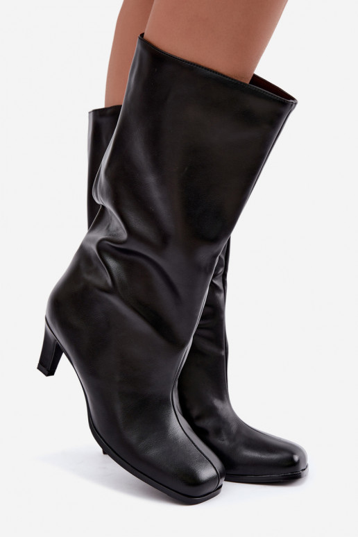Slip-on long boots with heels black Caldira