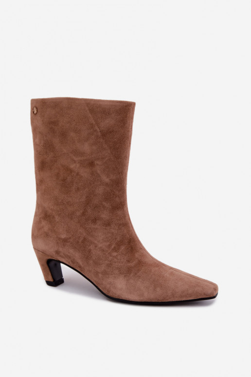 Faux suede warm slip-on shoes with heels in sand Tai turiciejka K7791-04
