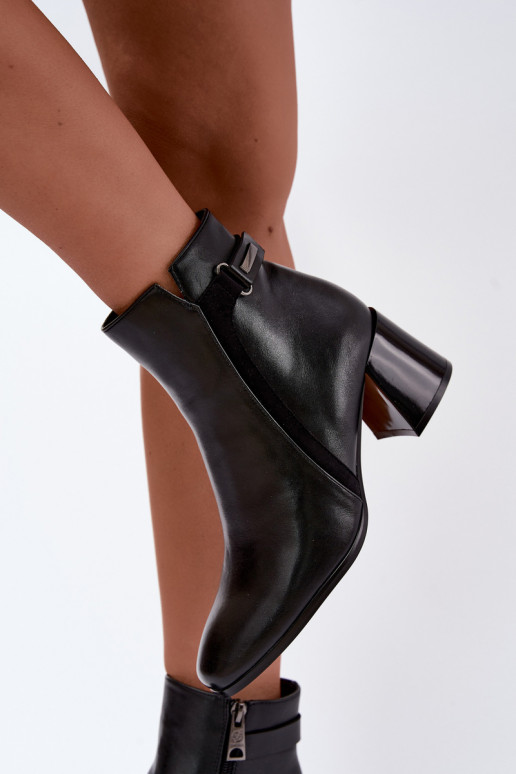 Warm ankle boots with heels in black Vinceza 58660
