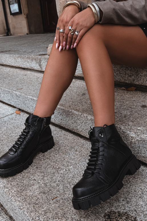 women's ankle boots with platform D&A JC62-1044 in black