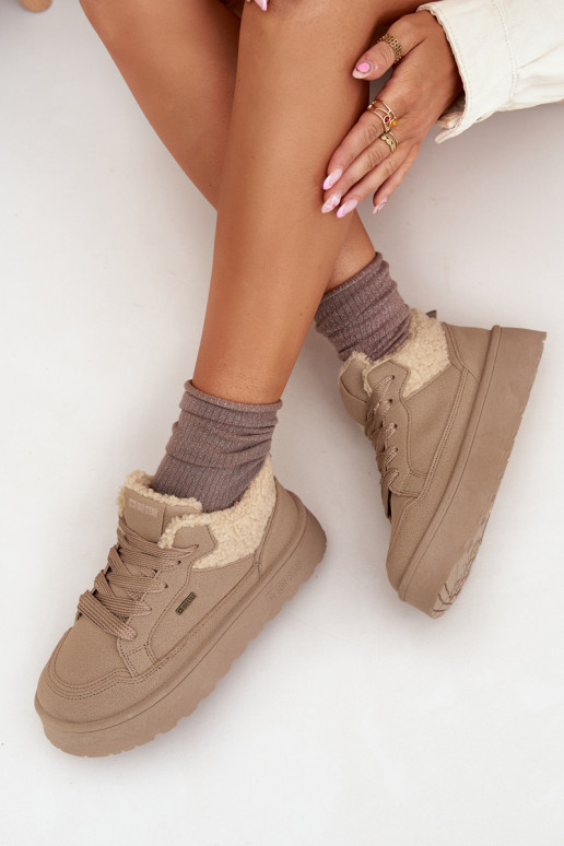 Women's snow boots with platform and fur Big Star SS274105 sand color