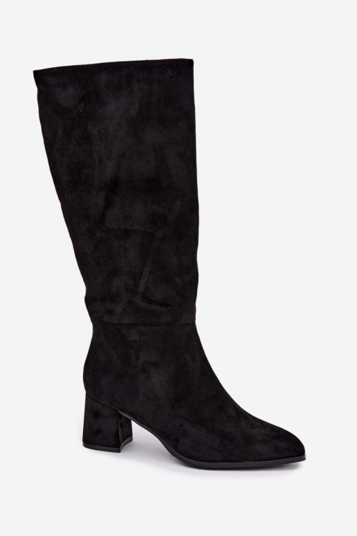 Insulated women's knee-high boots with heels in black Raleya