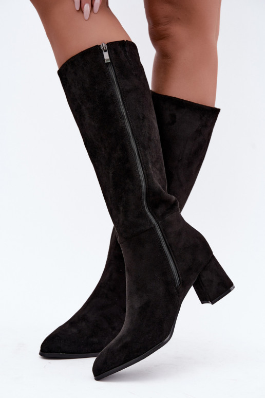 Insulated women's knee-high boots with heels in black Raleya