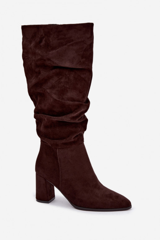 Knee-high boots with heels and ruffles insulated in chocolate Haliah