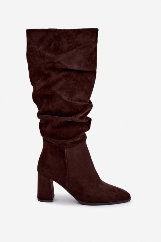 Knee-high boots with heels and ruffles insulated in chocolate Haliah