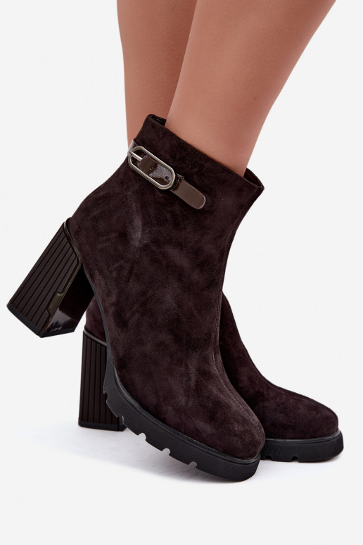 Insulated ankle boots made of faux suede with heels Vinceza 91172 chocolate