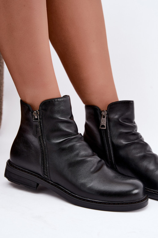 Insulated ankle boots with ruffles and wide heels Vinceza 58683 black