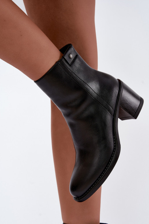 Insulated ankle boots with heels Vinceza 58655 black