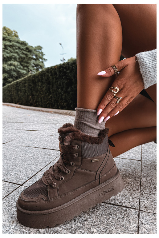 Women's snow boots with laces and fur dark brown Big Star