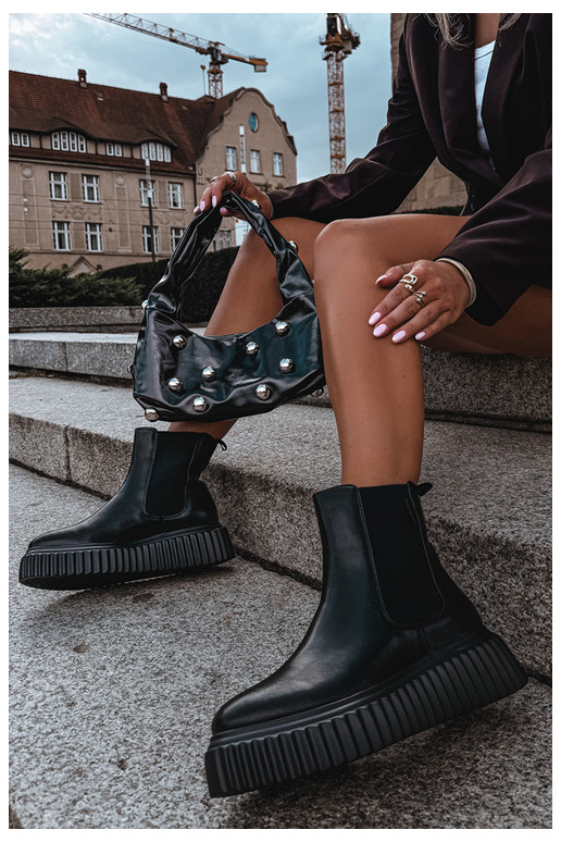 Stylish women's ankle boots with platform black Big Star