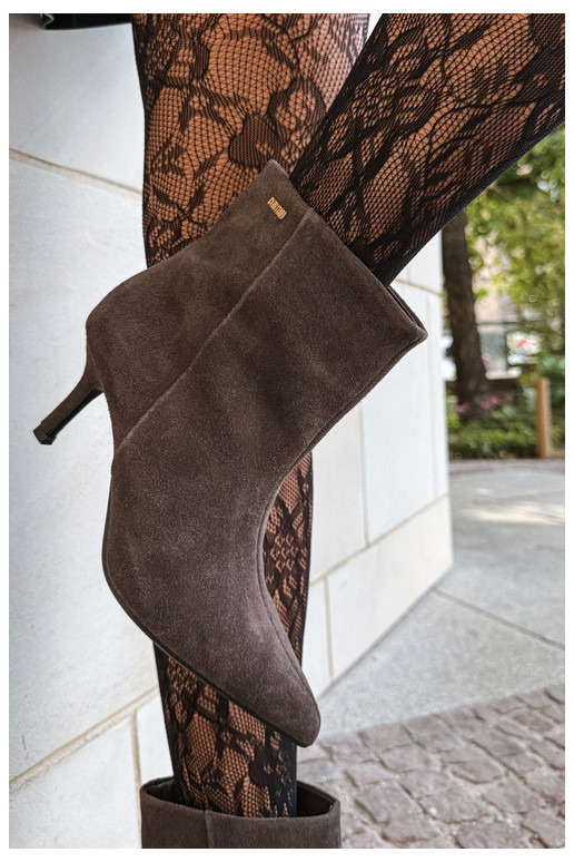 Suede boots with thin heels and insulation, slip-on Big Star UU274492 brown