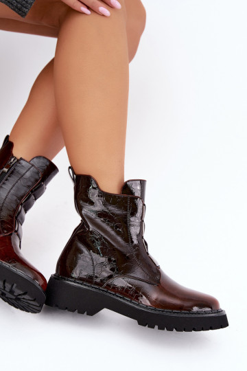 Insulated women's ankle boots with patent effect T.Sokolski Z26-501 brown