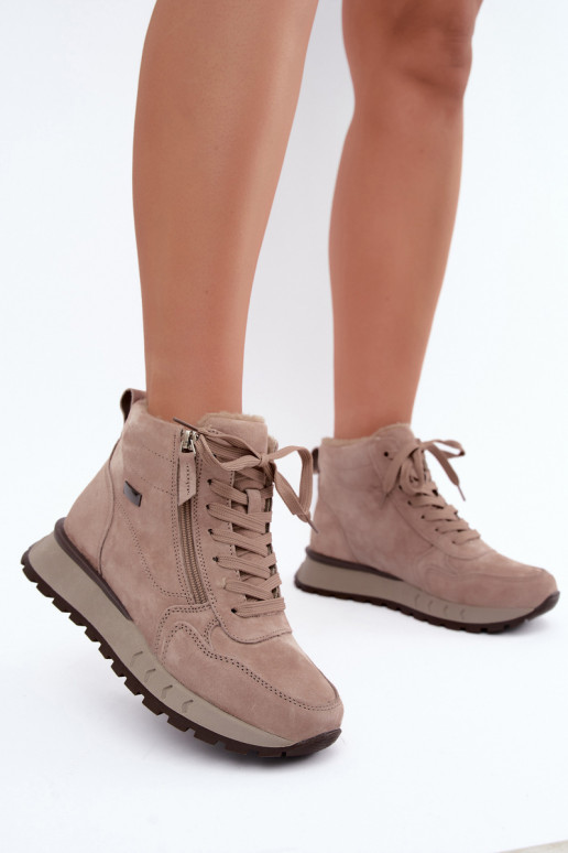 Insulated women's ankle boots made of faux suede sand color Alirella