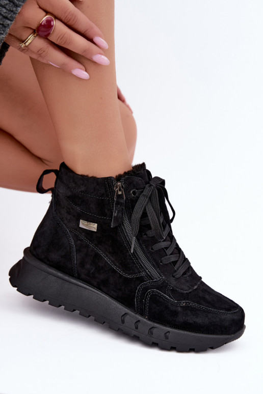 Insulated women's ankle boots made of faux suede black color Alirella