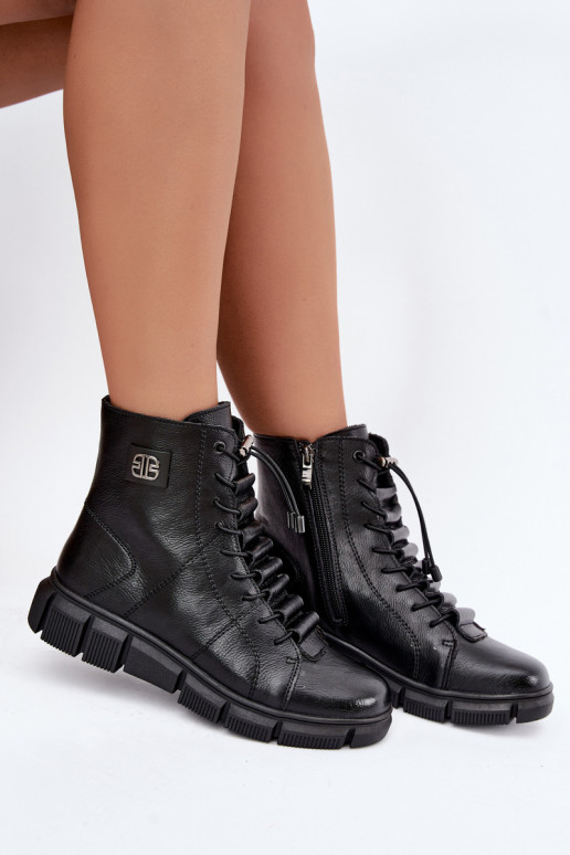 Faux leather insulated women's ankle boots black color Savelia