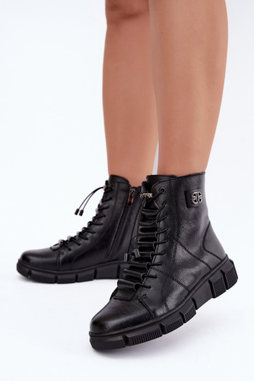 Faux leather insulated women's ankle boots black color Savelia 2