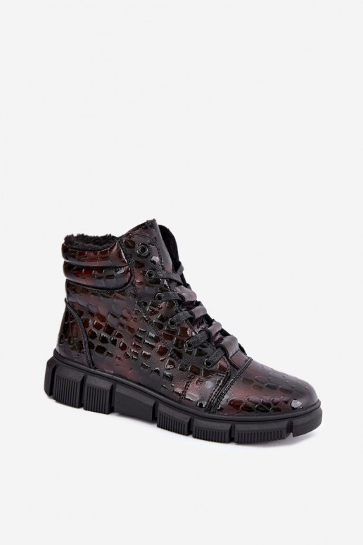Faux leather insulated women's ankle boots with patent effect burgundy color Canelia