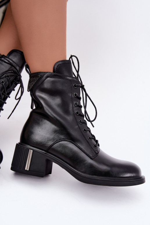 Insulated ankle boots made of natural leather Vinceza black