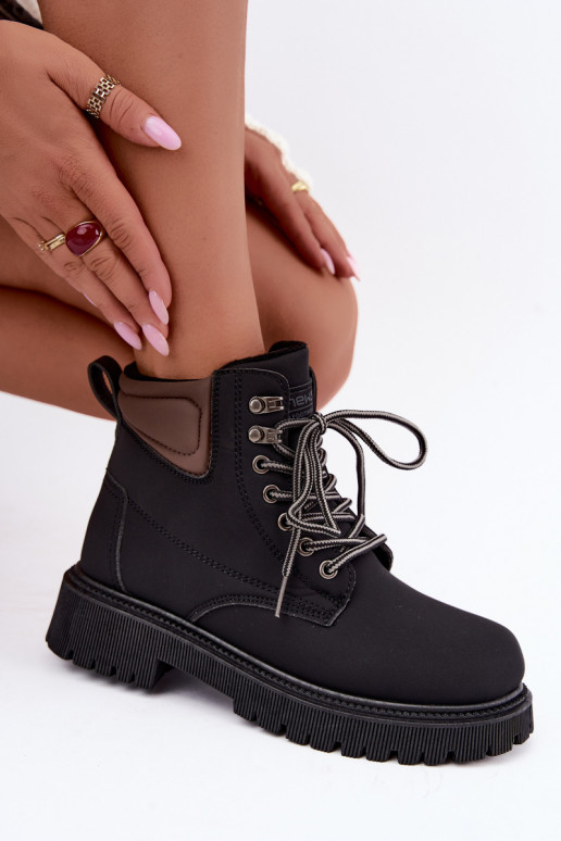 Insulated black women's shoes Sarvella
