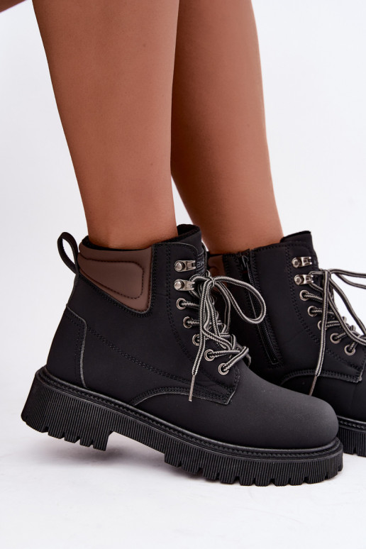 Insulated black women's shoes Sarvella
