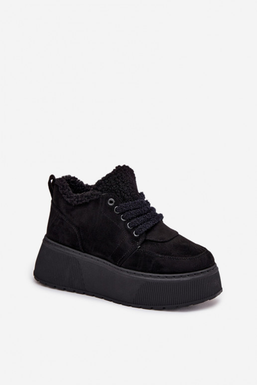 Women's snow boots on platform with fur in black color Luma