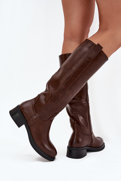 Women's knee-high boots with low heel in brown color Averna