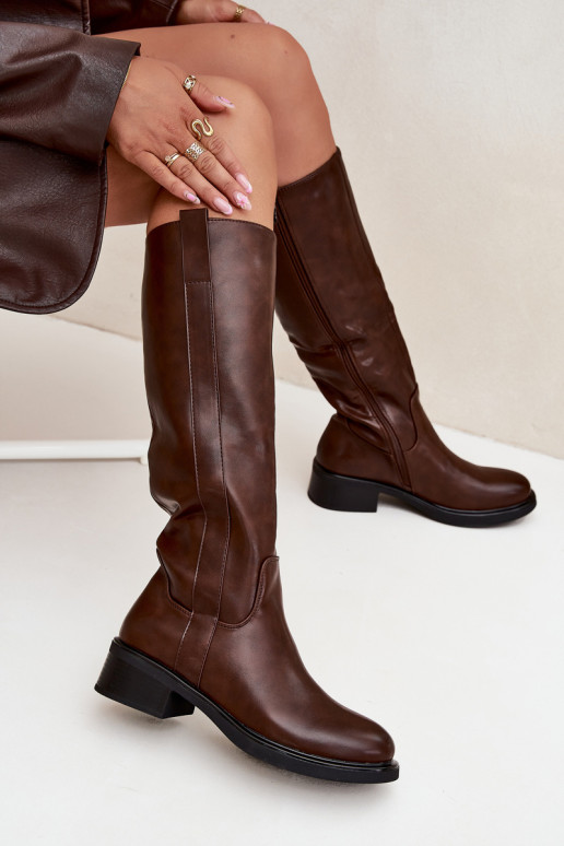 Women's knee-high boots with low heel in brown color Averna