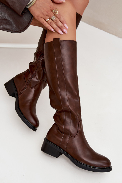 Women's knee-high boots with low heel in brown color Averna
