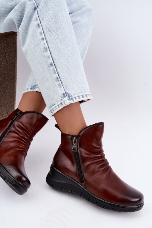 Warm ankle boots with platform and ruffles Vinceza 133117 brown