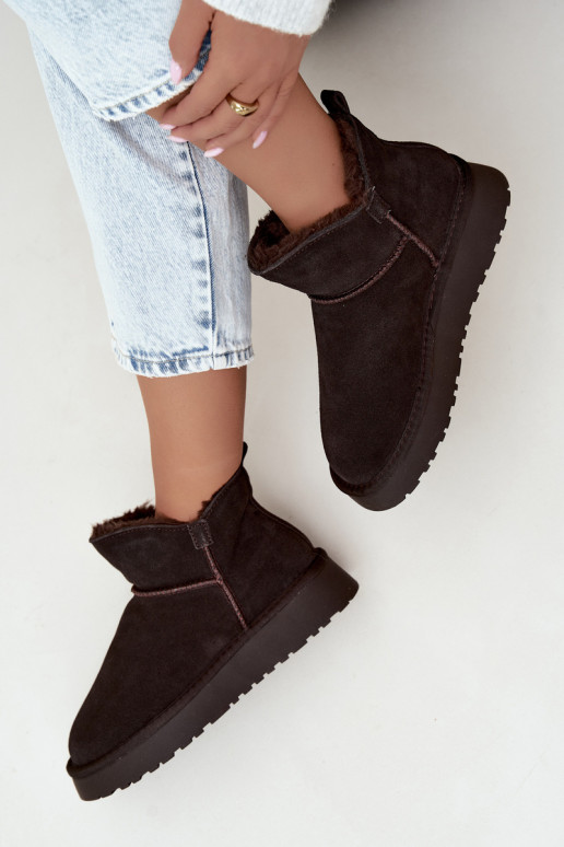 Snow boots made of faux suede with insulation and fur inside Vinceza 97961 chocolate