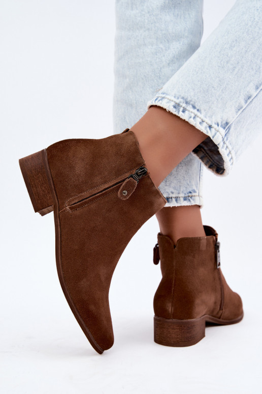 Leather suede low-heeled shoes Vinceza 133136 in brown color