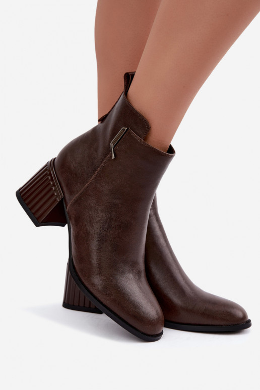 Leather ankle boots with heels insulated D&A CR62-3442 in chocolate color