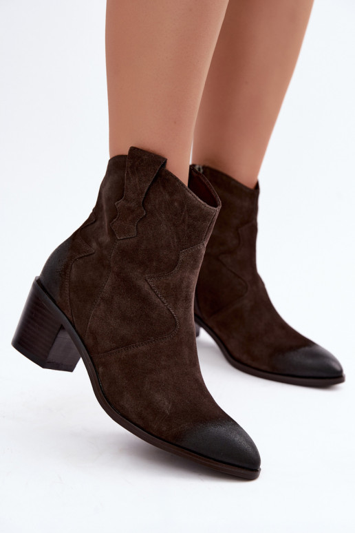 Leather suede cowboy-style insulated boots D&A CR62-3395 in dark brown color