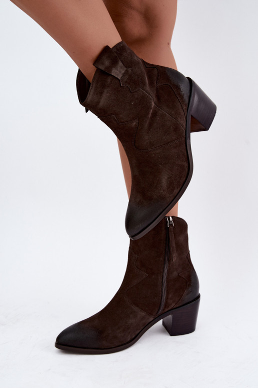 Leather suede cowboy-style insulated boots D&A CR62-3395 in dark brown color