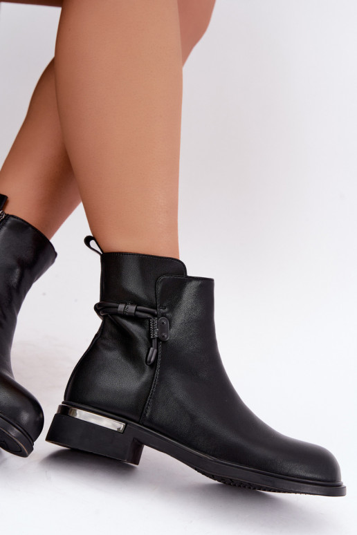 insulated women's ankle boots with decorated heels D&A MK62-7025 in black